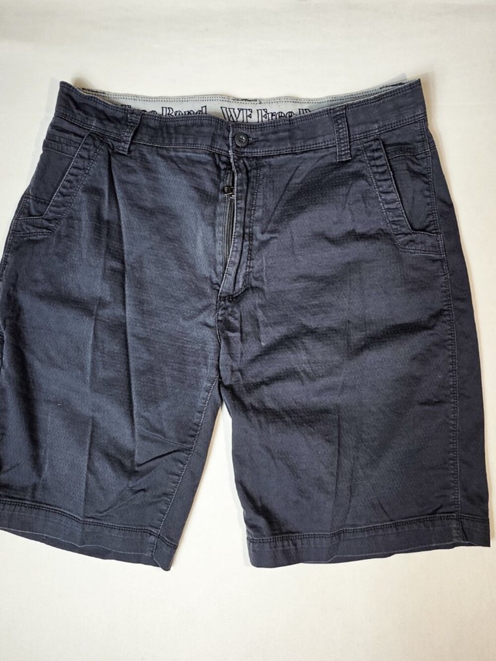 WearFirst Mens Free-Band Stretch Cargo Shorts Size 38 Gray Casual hiking